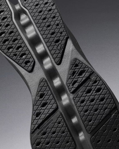 TENIS ON CLOUD SURFER